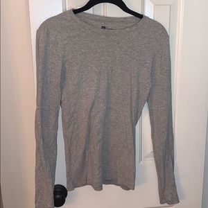 Grey long sleeve shirt